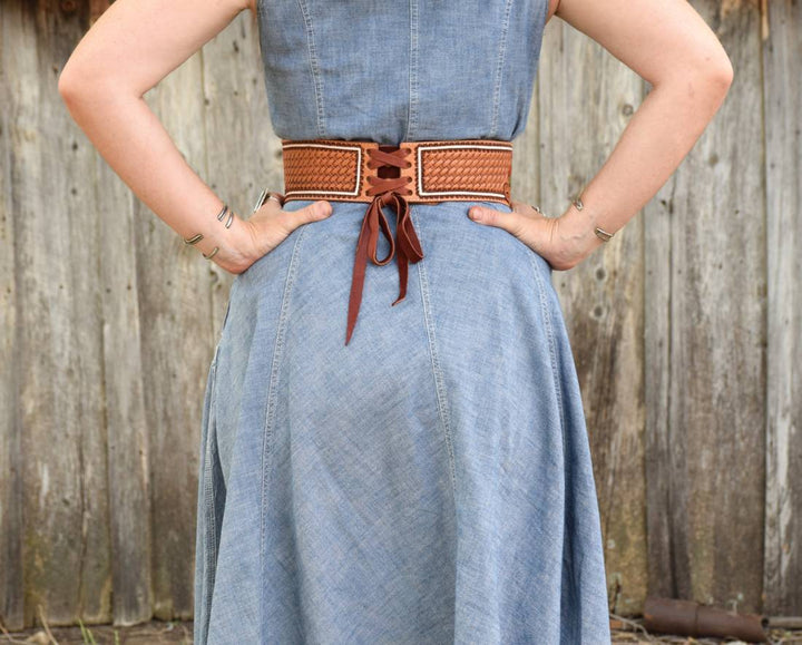 Custom Waist Cincher Slot